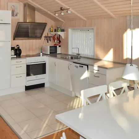 Holiday Home Saeby 32 With Hot Tub *