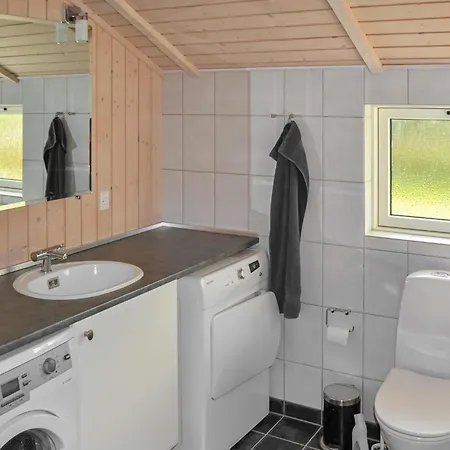 Holiday Home Saeby 32 With Hot Tub Σπίτι διακοπών *