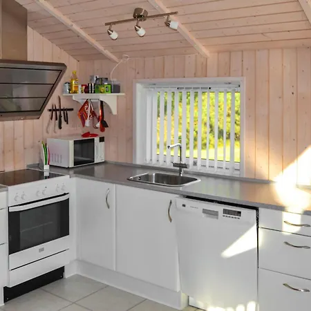 Holiday Home Saeby 32 With Hot Tub Σπίτι διακοπών *